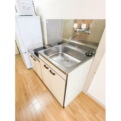 ユニオンマンスリー柿生３　303　1R・シングル☆【禁煙ルーム】デスク・チェアのあるお部屋！小田急小田原線利用で新百合ヶ丘駅まで1駅＆成城学園前駅まで乗換なしでの物件画像