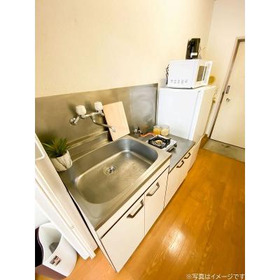 ユニオンマンスリー稲城５　201　1R・シングル☆【禁煙ルーム】人気の角部屋♪デスク・チェア＆洗濯機や冷蔵庫など生活家電完備/都営新宿線の直通運転利用の物件画像