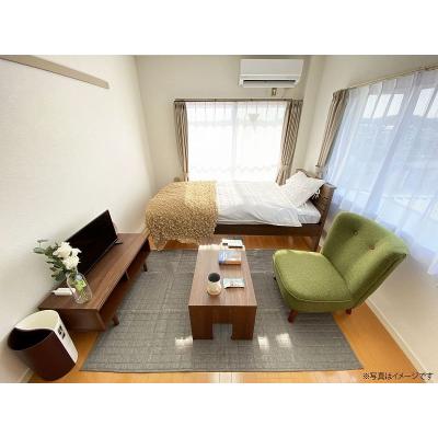 ●2026年1月18日から入居可●ユニオンマンスリー京王稲田堤２　403　1R・シングル☆【禁煙ルーム】人気の角部屋＆2面採光♪ローテーブル・ソファのあるお部屋/都営新宿線直通運転利用で、明大前の物件画像