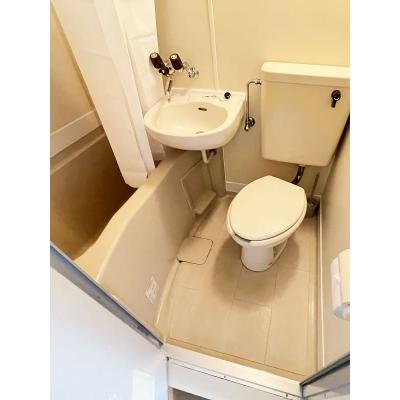 ユニオンマンスリー鶴見市場１　103　1R・シングル☆【禁煙ルーム】デスク・チェアや2ドア冷蔵庫などの家具家電付き/23時まで営業のスーパーマーケット・フォルテの物件画像