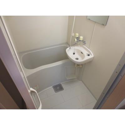 アパマートマンスリー富山駅北 窪新町P Wi-Fi無料 1K (ae)の物件画像