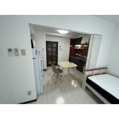 POROKARIバスセンター前D/複数室有/エアコンの物件画像