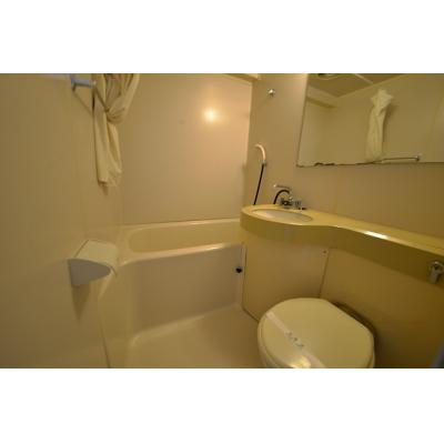 LM新大阪第５➀【ＩＨコンロ・３２型ＴＶ・HDD内蔵ブルーレイ標準装備、マンション内1階にコインランドリーがあります。駅・スーパー・コンビニ・ドラッグストアまでスグです。】の物件画像