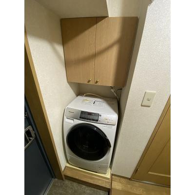 ◇EC新大阪1◇⑦【ＮＥＴ無料・分譲貸・ペット相談可・ガスコンロ・温水洗浄便座・ドラム式洗濯乾燥機・３２型ＴＶ・HDD内蔵ブルーレイ標準装備！】の物件写真2