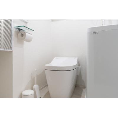 新宿まで乗り換えなし4分！  入居人数最大3人 ／ Wi-Fi無料／PASEO市谷台町II 201の物件画像