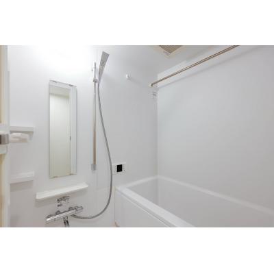 最寄駅まで徒歩4分/新宿まで2駅/家具家電付き/PASEO市谷台町I 104の物件画像