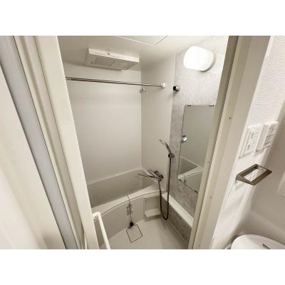 【🍂!期間限定ほっと価格！🍂】【禁煙🚭/Wi-Fi無料🌐】マイナビSTAY新大阪ザ・プレミアイースト　211の物件画像