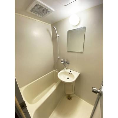 ユニオンマンスリー府中分倍河原１　405　1K・シングル☆【禁煙ルーム】人気の角部屋＆バストイレ別♪勉強やテレワークなどワークスペースにおすすめデスク・チェアのあるお部屋！の物件画像