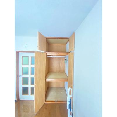 ユニオンマンスリー府中西府３　207　1K・シングル☆【禁煙ルーム】人気の角部屋♪安心のモニター付きインターフォン・室内洗濯機・玄関から居室が直接見えないリビングドア完備！デスク・チェアのあるお部屋の物件画像