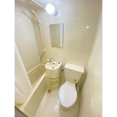 ユニオンマンスリー永山６　102　1K・シングル☆【禁煙ルーム】室内洗濯機や2ドア冷蔵庫など生活家電完備！デスク・チェアのあるお部屋/多摩大学多摩キャンパスまで徒歩通学/建物向かいにはコンビニありの物件画像