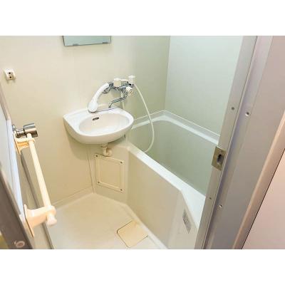 ユニオンマンスリー武蔵中原３　202　1DK・セミダブル☆【禁煙ルーム】人気の角部屋＆2面採光♪バストイレ別・温水洗浄便座完備！の物件画像