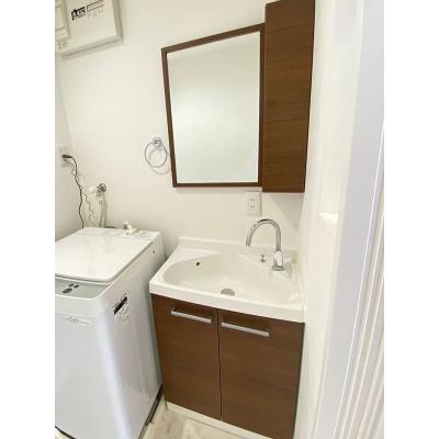 ユニオンマンスリー京王稲田堤４　402　1LDK・セミダブル☆【禁煙ルーム】人気の角部屋＆バストイレ別＆独立洗面台あり！安心の宅配ボックス＆モニター付きインターフォン＆室内洗濯機完備♪の物件画像