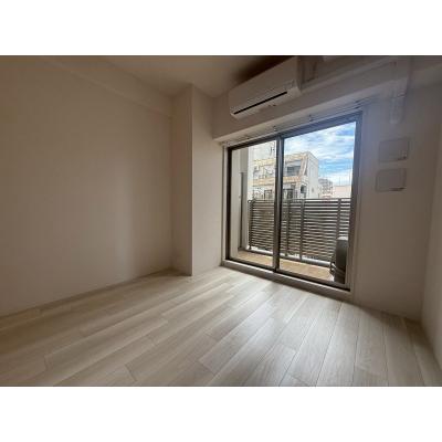OneLife新大阪プレミアWEST【▼室内見学可（※空室状況により、応相談）】の物件画像