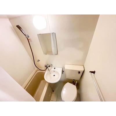 ユニオンマンスリー百合ヶ丘３　407　1R・セミダブル☆【禁煙ルーム】安心の建物AL＆室内洗濯機完備/デスク・チェア＆2ドア冷蔵庫や電子レンジなど生活家電のあるお部屋の物件画像