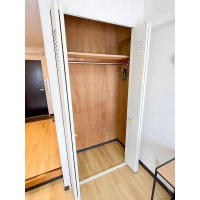 ユニオンマンスリー百合ヶ丘３　407　1R・セミダブル☆【禁煙ルーム】安心の建物AL＆室内洗濯機完備/デスク・チェア＆2ドア冷蔵庫や電子レンジなど生活家電のあるお部屋の物件画像