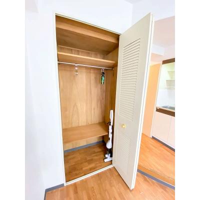 ユニオンマンスリー百合ヶ丘３　410　1R・シングル☆◆インターネット固定回線（有線・Wi-Fi）無料の部屋◆【禁煙ルーム】人気の角部屋♪ローテーブル・ソファーのあるお部屋の物件画像