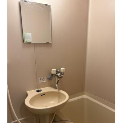 カーサヴェルデ　　熊本赤十字病院近く　　バス・トイレ別！の物件画像