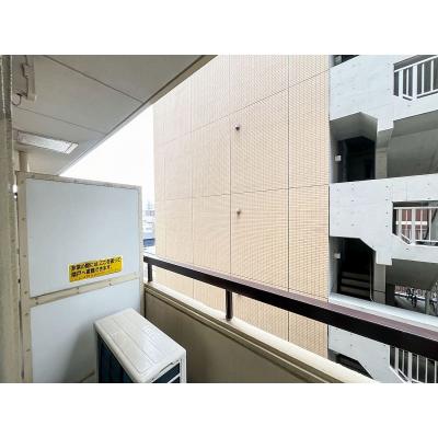 ユニオンマンスリー横浜高島町１　505 1R・セミダブル☆【禁煙ルーム】嬉しいエレベーターありの建物♪室内洗濯機など生活家電完備＆ソファ・ローテーブルのあるゆったり25㎡のお部屋の物件画像