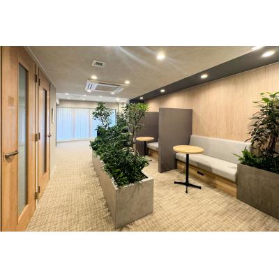 アットイン新大阪13-5（B）『共用施設の入居者専用のワーキングスペース、独立型ブースでお仕事も捗ります！「アットイン公式サイト」なら空室確認・ご予約も可能です！🔍』の物件画像