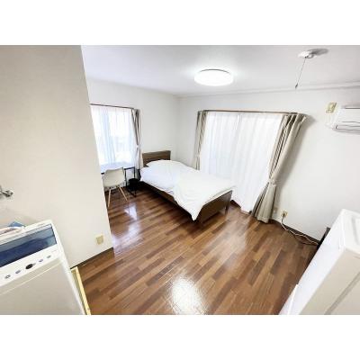 ユニオンマンスリー菊名４　301　1R・シングル☆【禁煙ルーム】人気の角部屋♪デスク・チェア＆室内洗濯機や冷蔵庫など生活家電のあるお部屋/ディスカウントストア・オリンピックまで徒歩約3分の物件画像