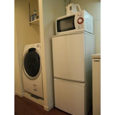 ◇EP日本橋◇⑧【駅３分・インターネット回線導入済・ガスコンロ・浴室暖房乾燥機・温水洗浄便座が標準装備！】の物件画像