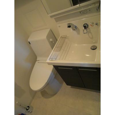 EP品川大崎駅前レジデンシャル⑧【大崎エリア　エステムの人気物件】【分譲タイプ・NET無料・ペット相談可・２口ガスコンロ・温水洗浄便座・浴室暖房乾燥機】の物件画像