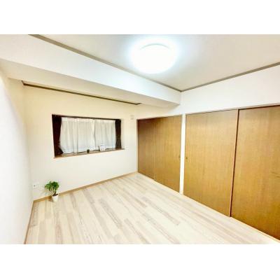 🥨🥨名古屋市西区/小田井駅徒歩5分/駐車場/無料Wi-Fi/バストイレ別・独立洗面台/全居室6帖以上/mozoワンダーシティまで徒歩7分🥨🥨ロイヤルガーデン 1A号室 ファミマンの物件画像