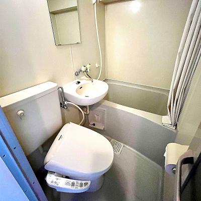 プラスパー東雲　東雲本町二丁目  徒歩2分【洗濯機付】【セミダブルベット】【無料Wi-Fi】【保証人不要】の物件画像