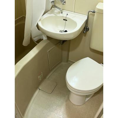 ユニオンマンスリー新松戸１　205　1K・シングル☆【禁煙ルーム】くつろげる一人掛けソファつき♪2ドア冷蔵庫や電子レンジなど生活家電のあるお部屋！安心の建物オートロック完備の物件画像