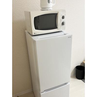 ユニオンマンスリー新松戸１　205　1K・シングル☆【禁煙ルーム】くつろげる一人掛けソファつき♪2ドア冷蔵庫や電子レンジなど生活家電のあるお部屋！安心の建物オートロック完備の物件画像