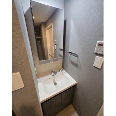 OneLife南千住SOUTH【▼バストイレ別、浴室乾燥機・独立洗面台付き、■Wi-Fi無制限】の物件画像