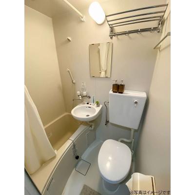 ユニオンマンスリー新松戸１　104　1K・シングル☆【禁煙ルーム】室内洗濯機やたっぷり収納2ドア冷蔵庫など生活家電完備！ローテーブル・ソファのあるお部屋/流通経済大学新松戸キャンパスまで徒歩通学の物件画像