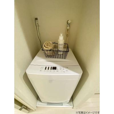 ユニオンマンスリー新松戸１　104　1K・シングル☆【禁煙ルーム】室内洗濯機やたっぷり収納2ドア冷蔵庫など生活家電完備！ローテーブル・ソファのあるお部屋/流通経済大学新松戸キャンパスまで徒歩通学の物件画像