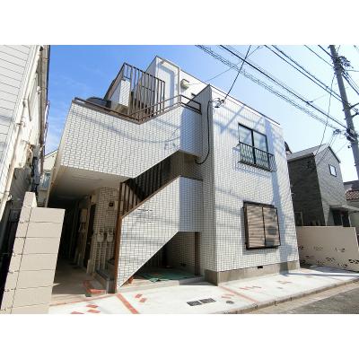 広々12帖！内外装フルリフォーム済み！中野駅徒歩圏内！バストイレ別タイプ！独立洗面台付！角部屋！ＭＨ中野Bの物件画像