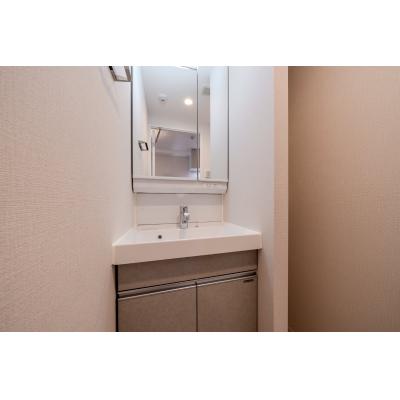 羽田空港・東京駅まで乗り換えなし/セキュリティ設備充実/PREAS大森山王 702の物件画像