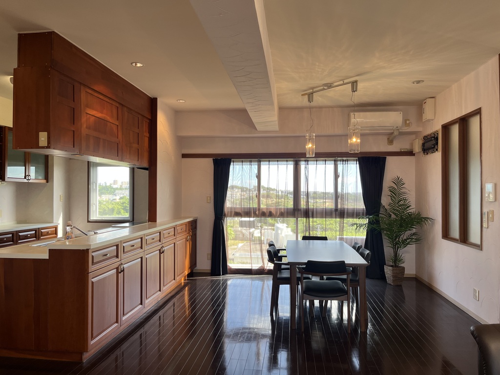 マンスリーリブマックス沖縄残波岬ミラーズ◆ワンエグゼ【3LDK・駐車場有】≪ラグジュアリーシリーズ≫の物件画像