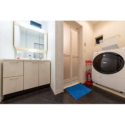 アニメの部屋‗池袋駅‗徒歩6分‗Wi-Fi完備‗飲食店も多の物件画像