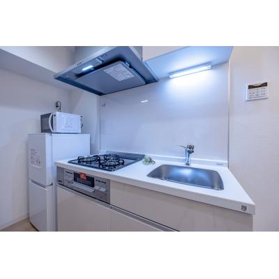 最寄り駅まで徒歩5分/家具・家電付き/グロワール伊勢佐木 702の物件画像