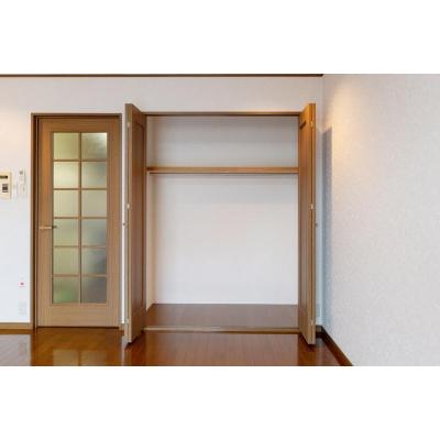 グローバルマンスリー松縄【Wi-Fi無料・敷地内駐車場あり！お問合せからご退去まで来店不要・対面不要でご対応可能！】の物件画像