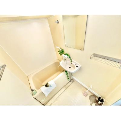 【三重県四日市市/近鉄四日市駅/無料Wi-Fi/角部屋/バストイレ別/エレベーター/自転車駐輪可能】オーク斉藤 201号室 ファミマンの物件画像