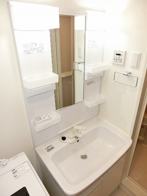 グッドステイ広島駅東カニヤ★【ペット・ハイクラス・洗浄機能付便座・浴室乾燥機】の物件画像