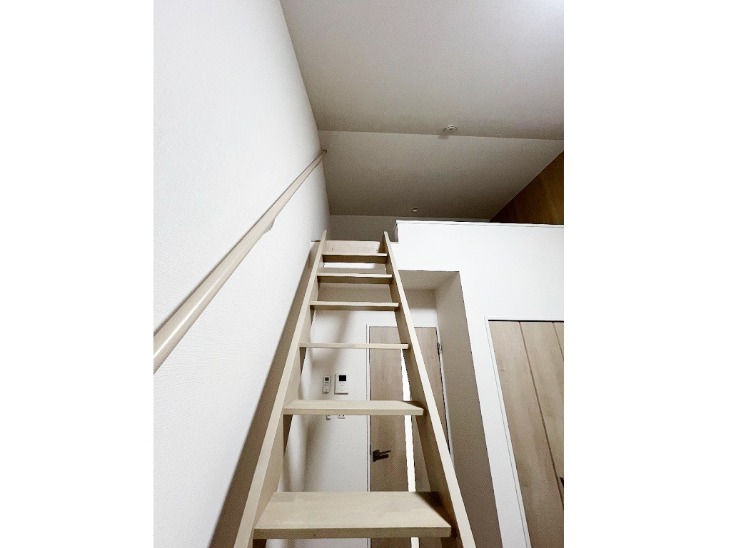 マンスリーリブマックス横浜線鴨居SOUTHダイム◎『禁煙ルーム・ロフト付』【1名入居限定・Wi-Fi無制限・浴室乾燥付】≪エクセレントシリーズ≫の物件画像