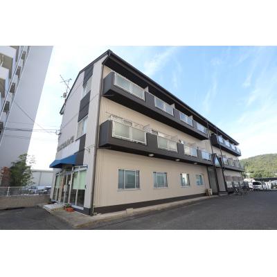 ★★クリスタルハイツ★★スーパーが近く、買い物が便利です♪の物件画像