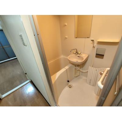 🙆‍♀️✨【東湊駅徒歩3分♪】周辺にコンビニスーパー近🛒🏪便利物件🚶‍♂️✨の物件画像