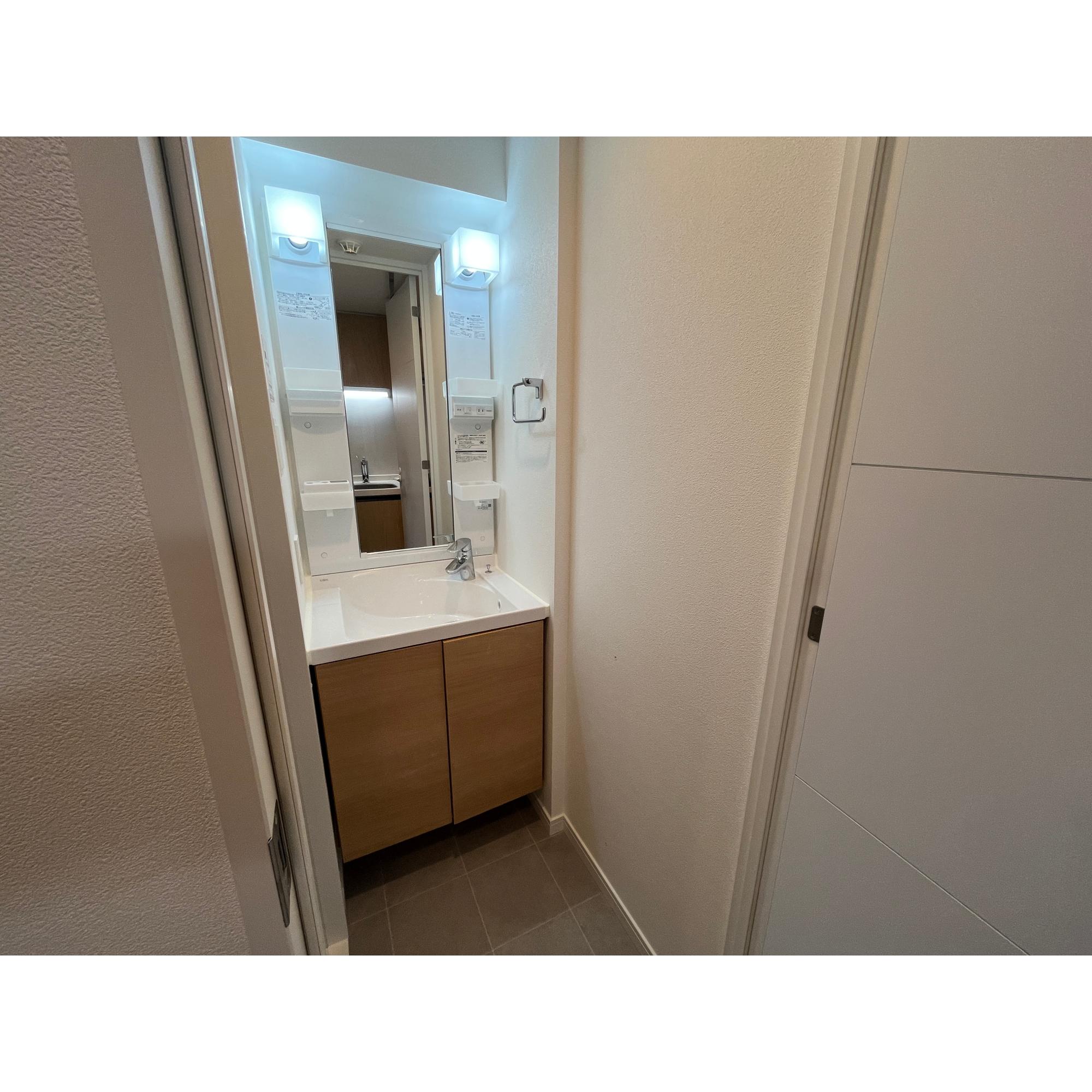 グッドステイ横浜プレミアムルフレ■『禁煙ルーム・Wi-Fi無制限・独立洗面・浴室乾燥付』【ハイクラス】の物件画像