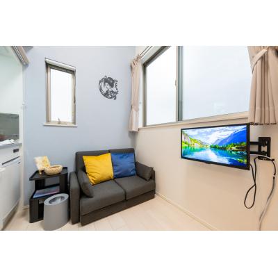 ONLY新宿１【🌈WIFI・管理費０円キャンペーン🌈】最上階、バストイレ別✨３駅・３路線利用可能でアクセス良好🎵　＜＜。＋期間限定！光熱費・管理費無料キャンペーン中。＋＞＞の物件画像