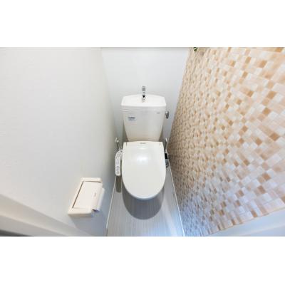 ONLY新宿１【🌈WIFI・管理費０円キャンペーン🌈】最上階、バストイレ別✨３駅・３路線利用可能でアクセス良好🎵　＜＜。＋期間限定！光熱費・管理費無料キャンペーン中。＋＞＞の物件画像