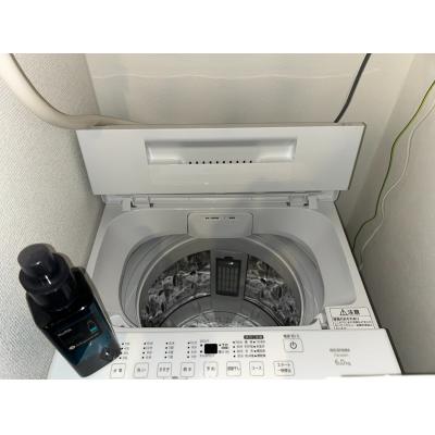 ONLY新宿１【🌈WIFI・管理費０円キャンペーン🌈】最上階、バストイレ別✨３駅・３路線利用可能でアクセス良好🎵　＜＜。＋期間限定！光熱費・管理費無料キャンペーン中。＋＞＞の物件画像