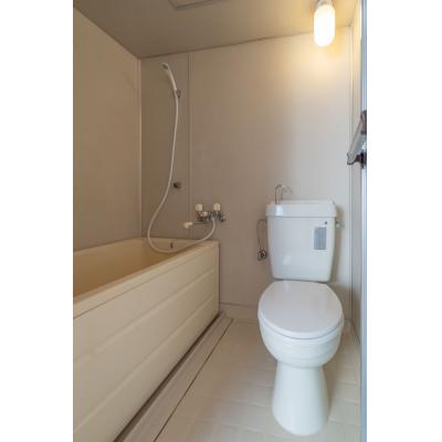 Wifi・駐車場無料！家具家電付！即入居可！TM51 401号室の物件画像