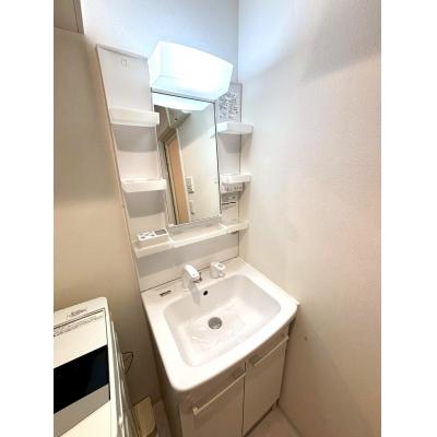 【J’sコート代々木 102号室】厚さ25㎝超高密度ポケットコイルマットレス使用！新宿駅徒歩9分！築浅デザイナーズRCマンション☆【インターネット無料】の物件画像